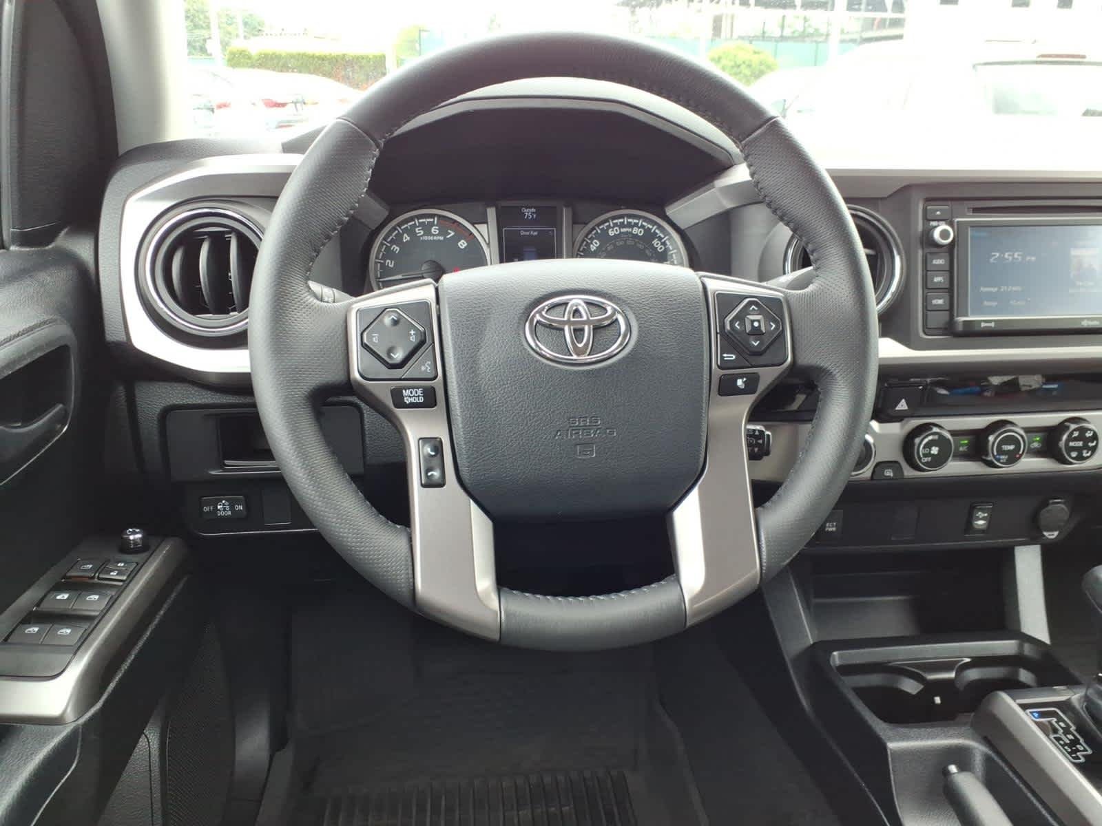 Used 2017 Blazing Blue Pearl Toyota SR5 image 13