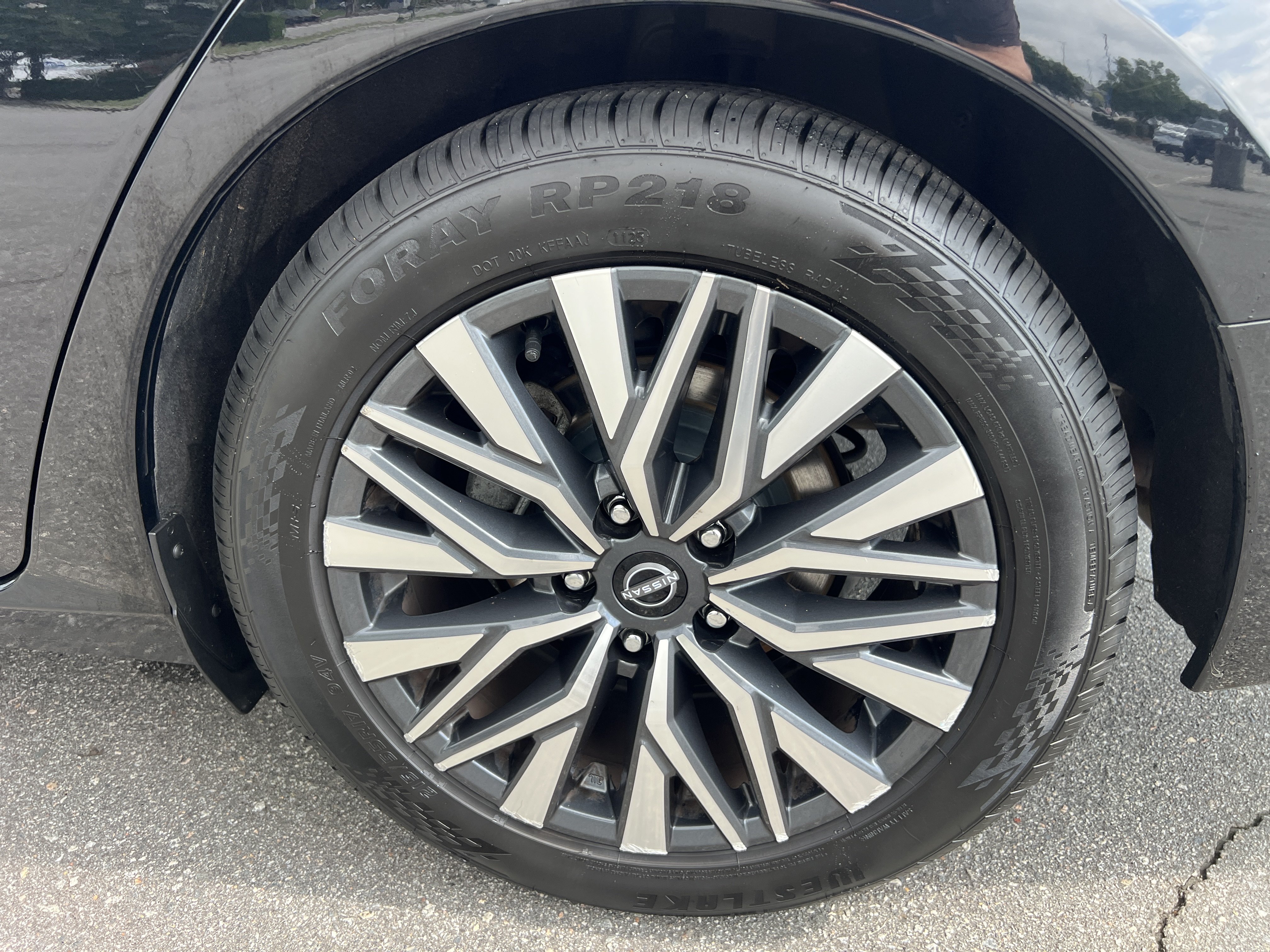 Certified Used 2024 Super Black Nissan 2.5 SV image 10