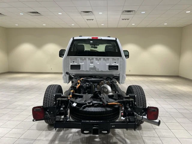 New 2026 Oxford White Ford F-250® XL image 4