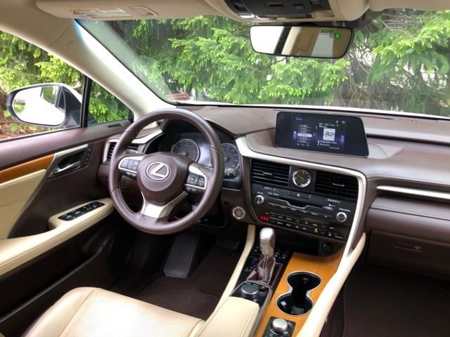 Used 2019 White Lexus 350 image 14