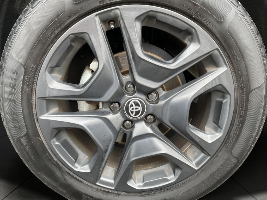 Used 2023 White Toyota Adventure image 26
