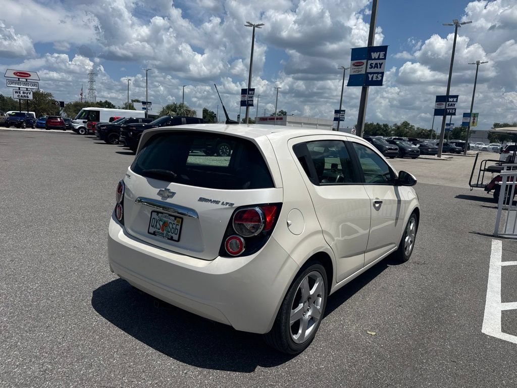 Used 2013 White Diamond Tricoat Chevrolet LTZ image 5