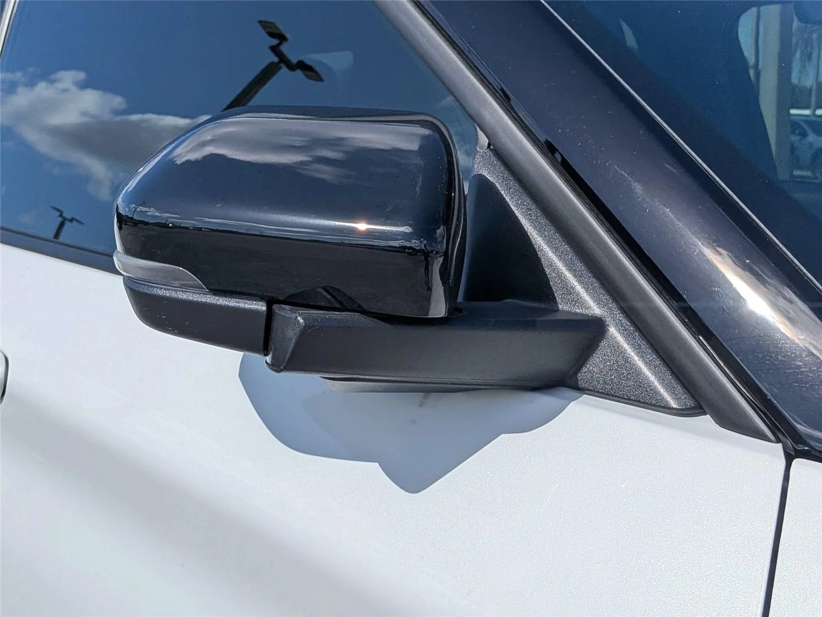 New 2026 Star White Metallic Tri-Coat Ford Platinum image 10