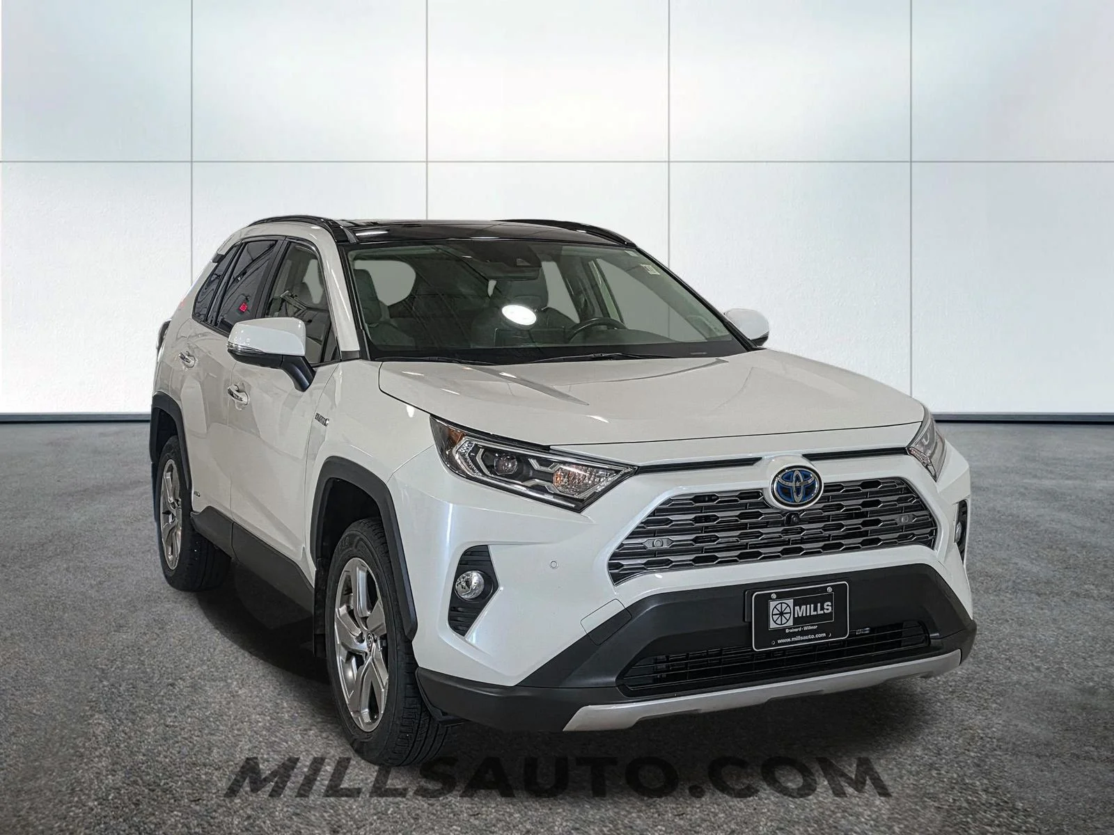 Used 2021 White Toyota Limited image 11