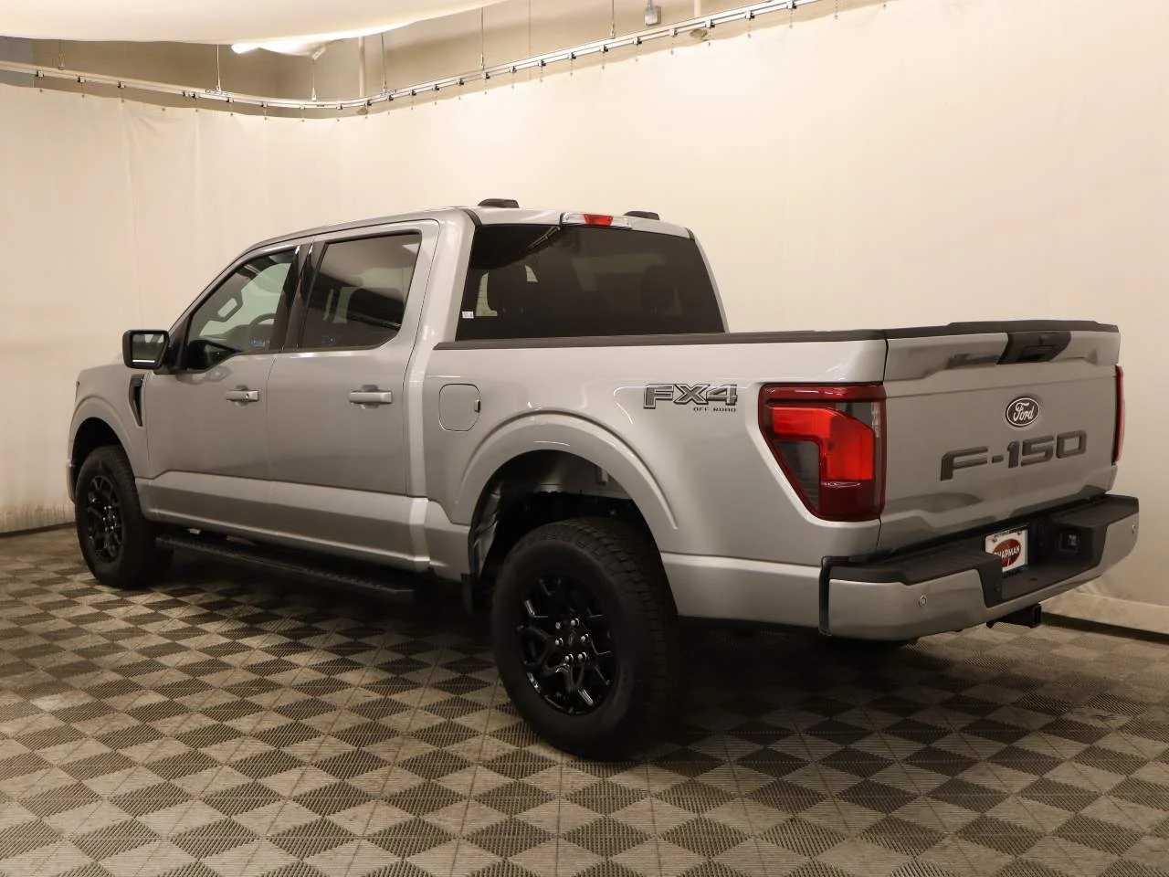 New 2026 Iconic Silver Metallic Ford XLT image 3
