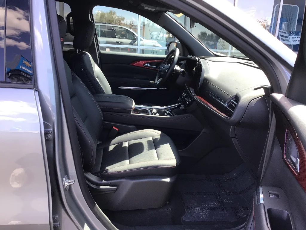Used 2025 Sterling Gray Metallic Chevrolet Z71 image 6