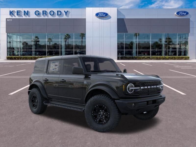 2026 Ford Bronco Outer Banks 4x4's photo