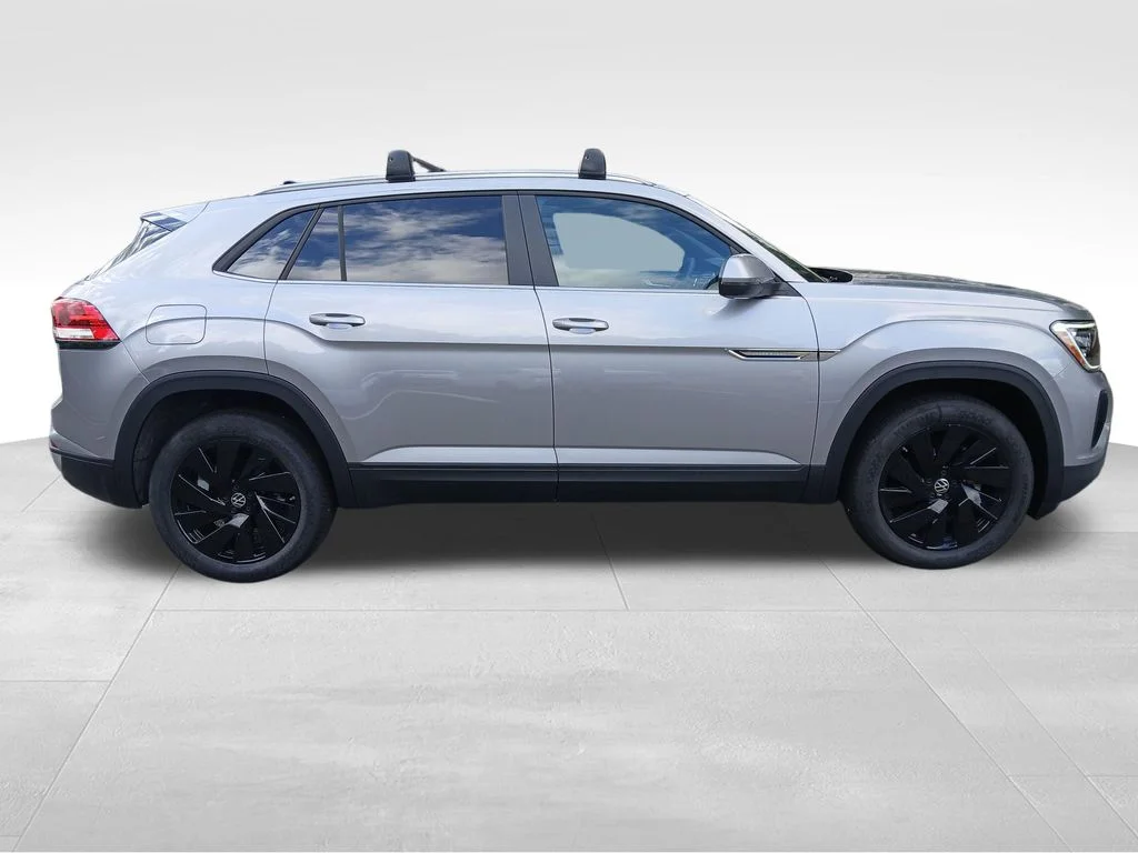 2026 Volkswagen Atlas Cross Sport SE w/Tech - Photo 6