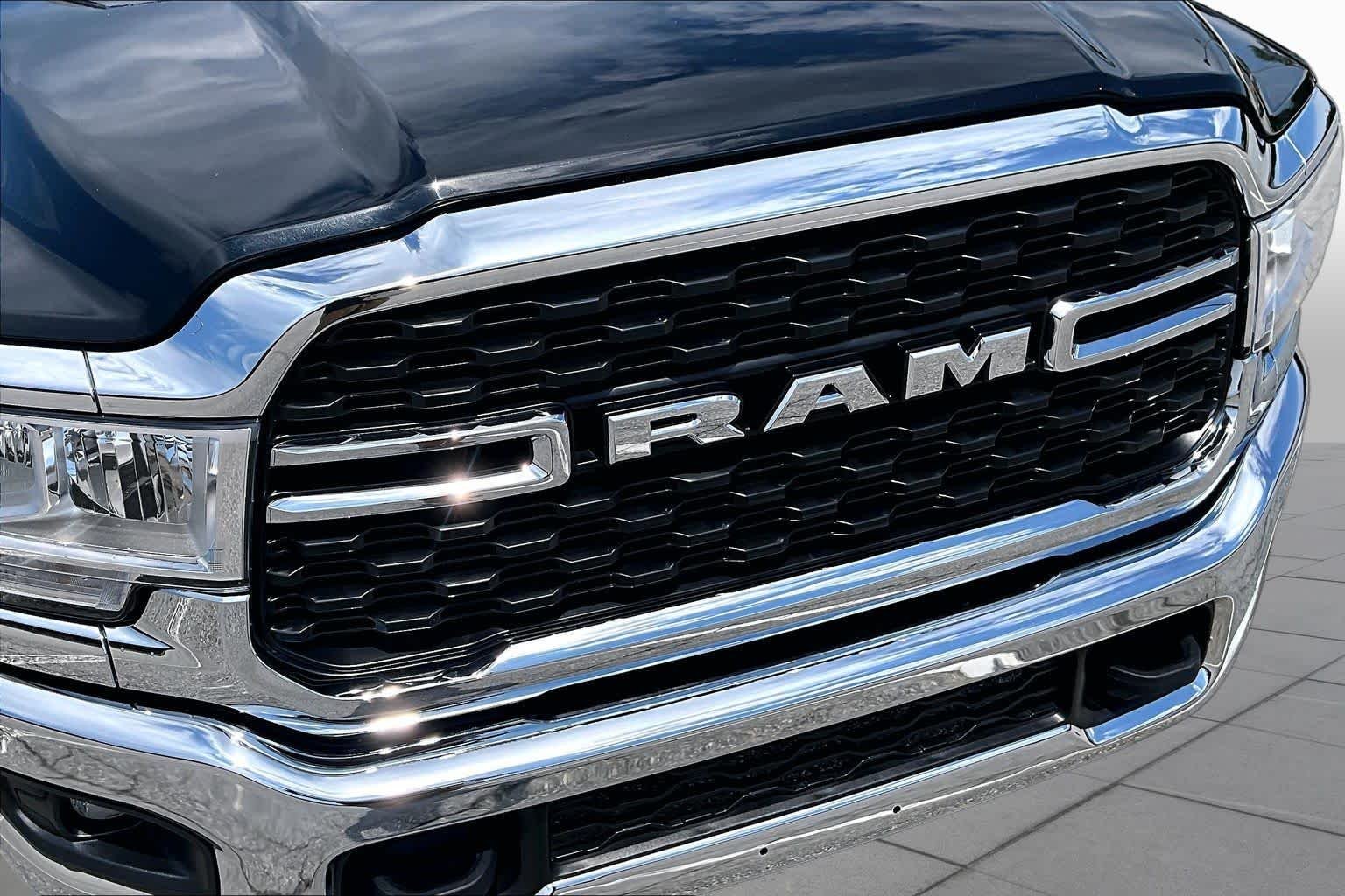Used 2024 Diamond Black Crystal Pearlcoat Ram Big Horn image 30