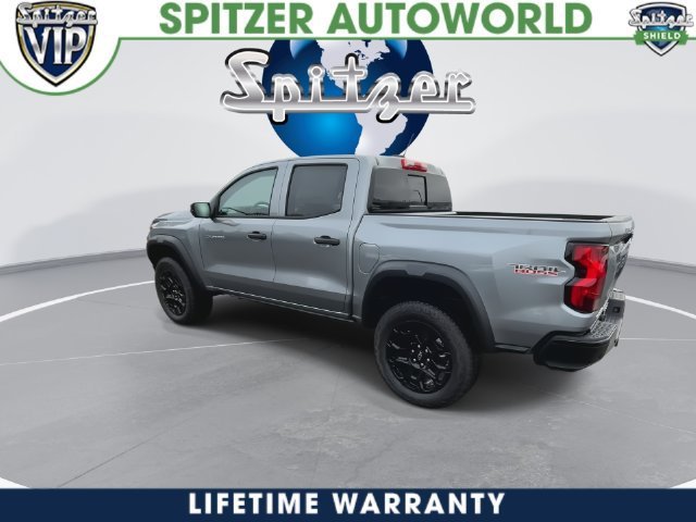 2026 Chevrolet Colorado photo 11 of 41
