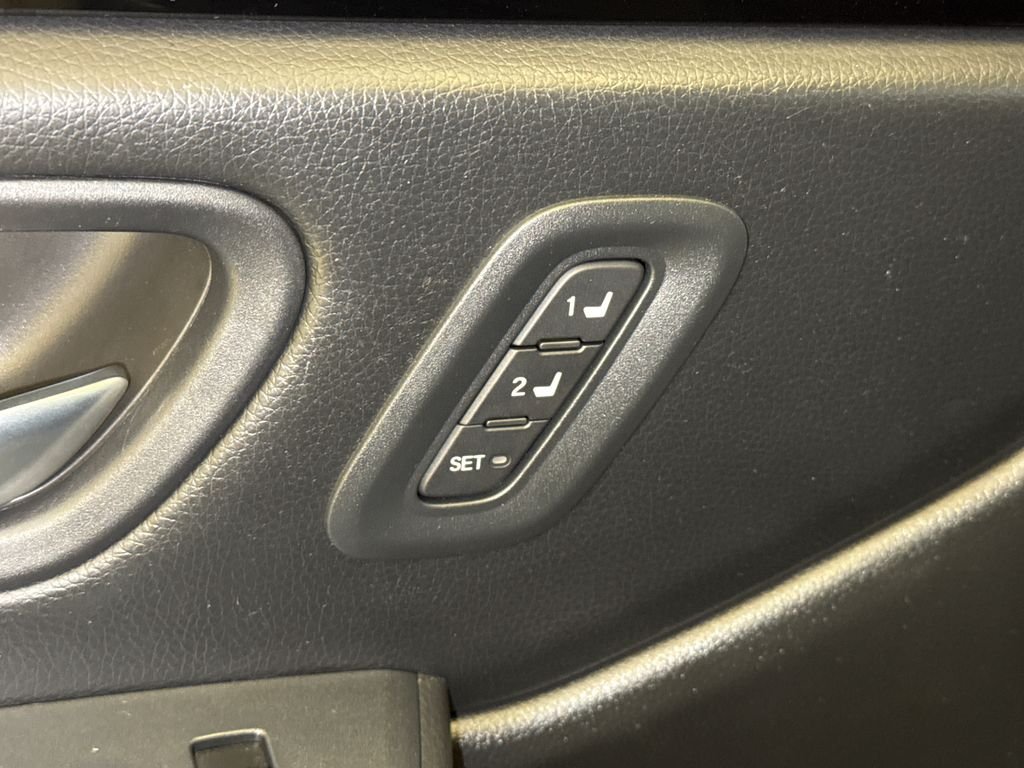 2025 Honda Pilot EX-L - Photo 21