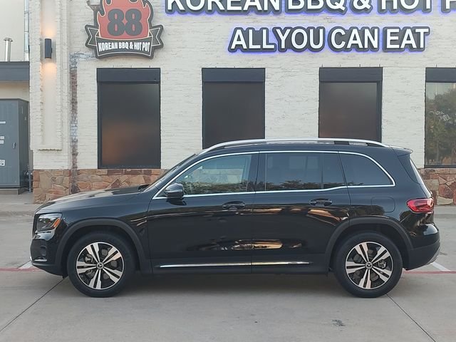 Used 2025 Black Mercedes-Benz GLB 250 image 6