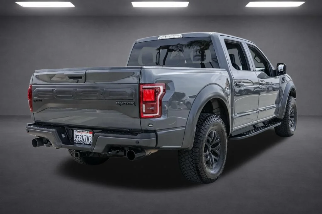 Used 2018 Gray Ford Raptor image 3