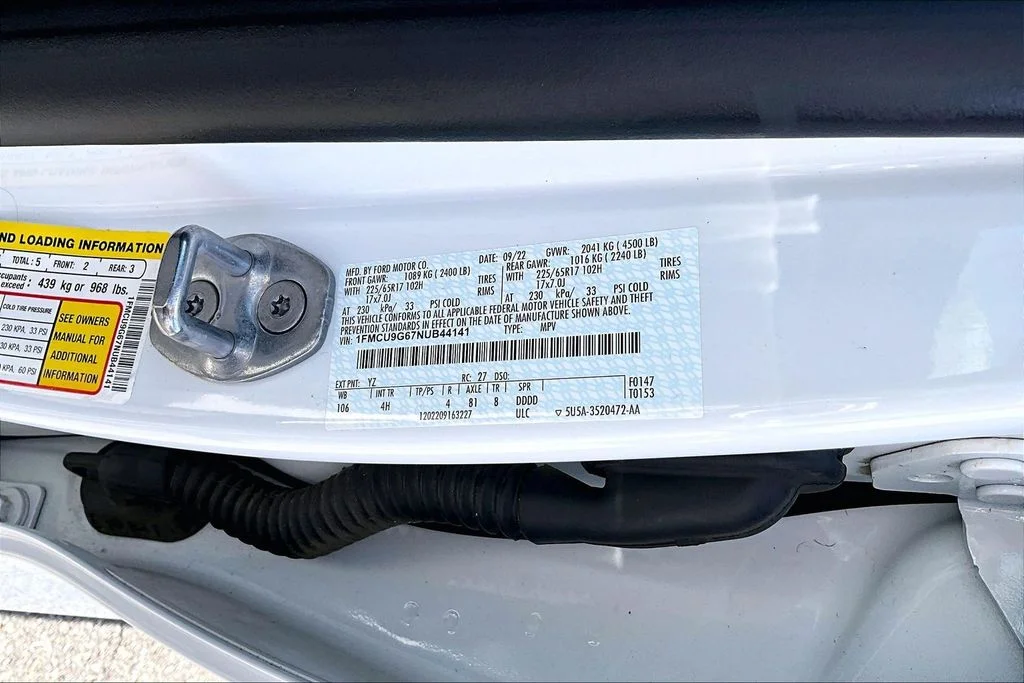 Certified Used 2022 White Ford SE image 19