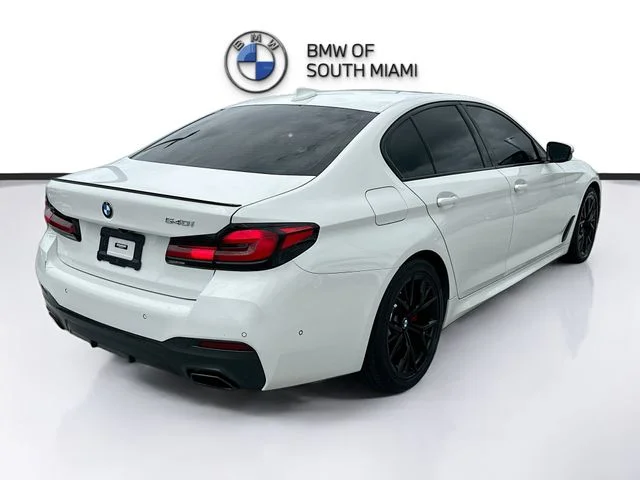 Used 2023 White BMW 540i image 5