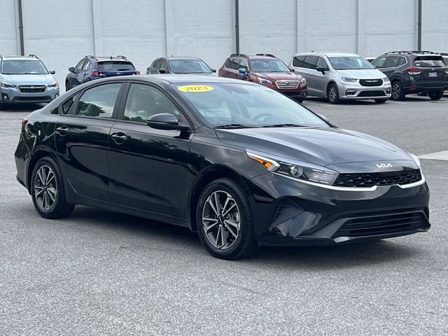 Used 2023 Black Kia LXS image 15
