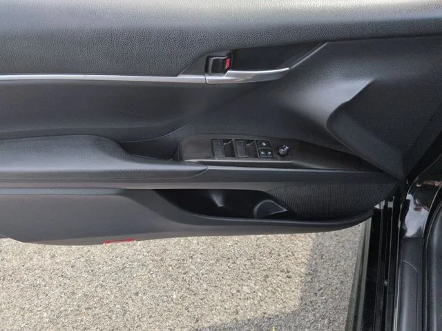Used 2022 Black Toyota SE image 12
