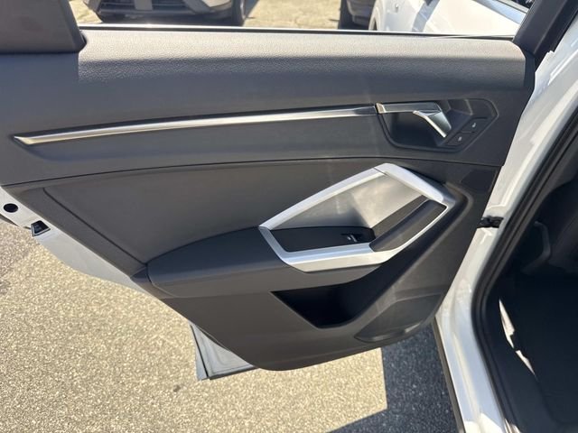 Used 2025 Arkona White Audi Premium image 18
