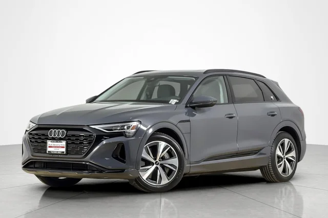 2024 Audi Q8 e-tron Premium quattro