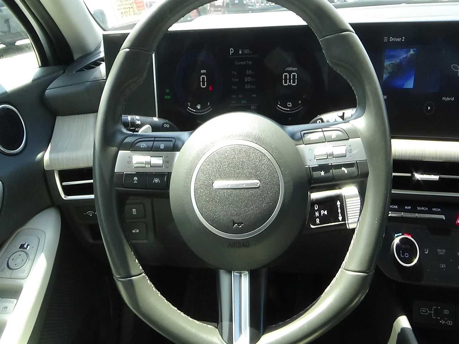 Used 2025 Aero Silver Metallic (t4a) Hyundai SEL image 18