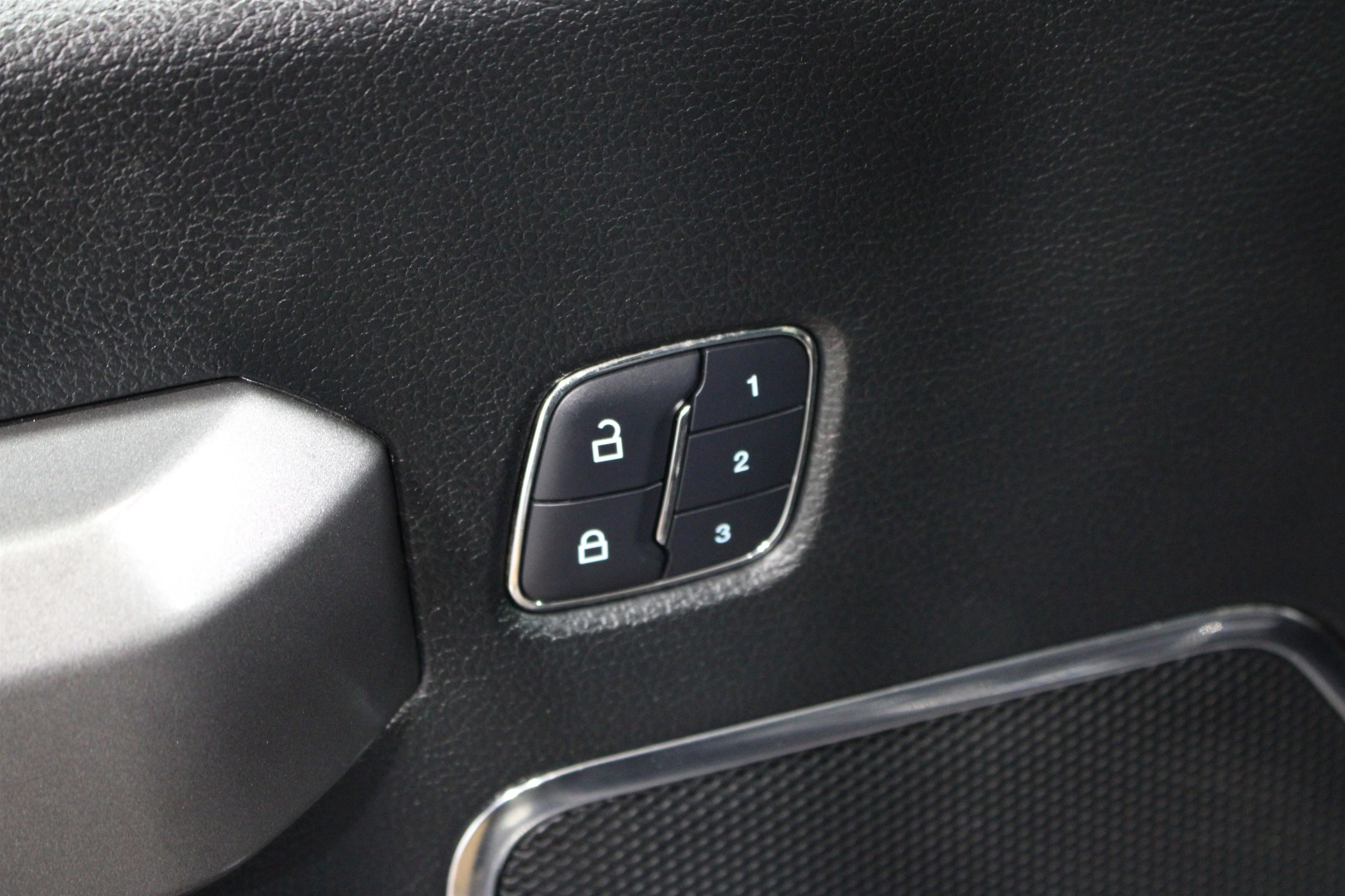 2016 Ford F-150 Platinum - Photo 8