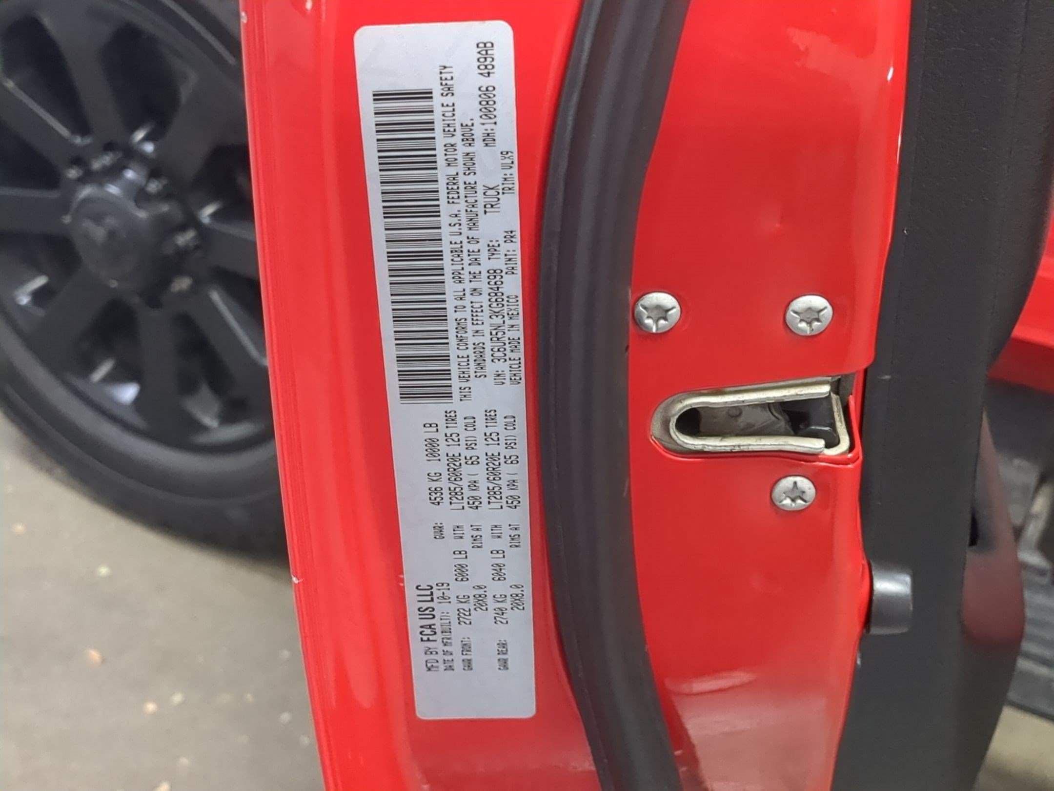Used 2019 Flame Red Clearcoat Ram Laramie image 34