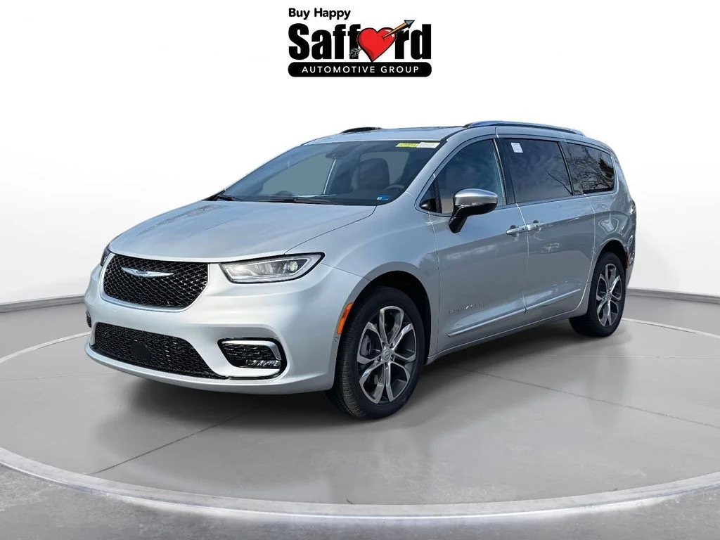 2026 Chrysler Pacifica Pinnacle AWD's photo