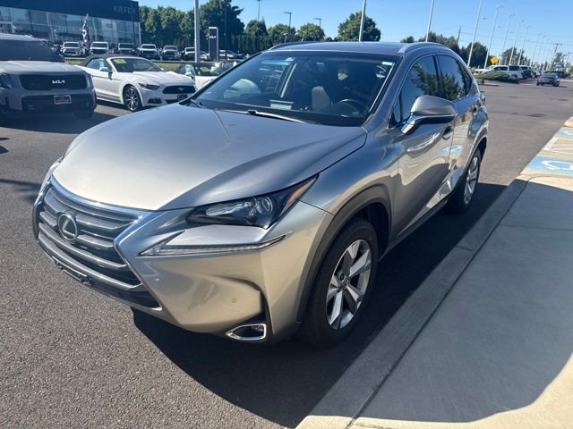 Used 2017 Silver Lexus 200t image 3