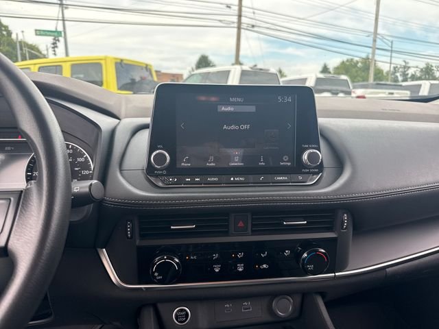 Used 2021 Blue Nissan S image 18