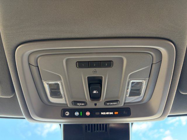 Used 2025 White Chevrolet RST image 20