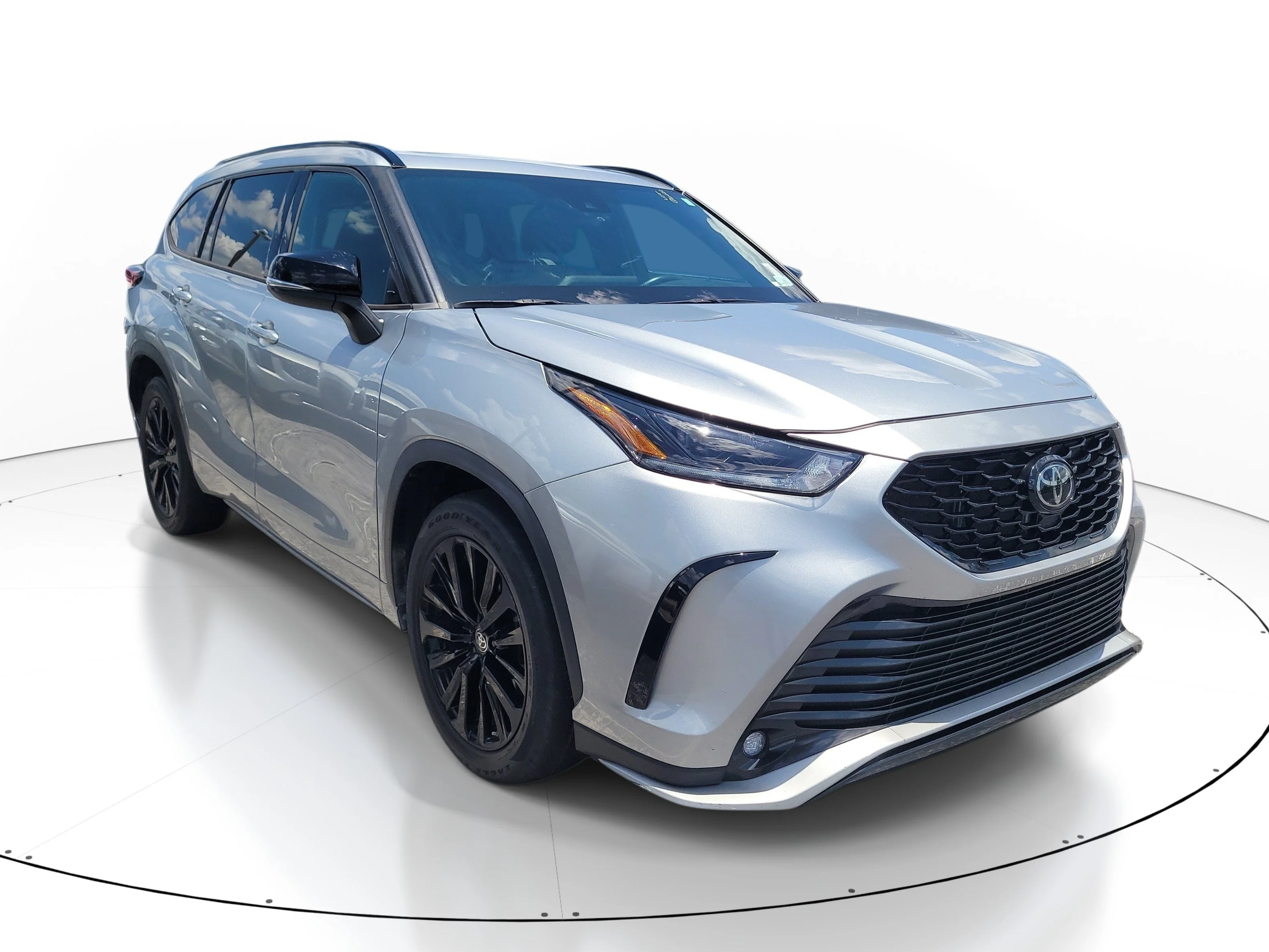 Used 2023 Celestial Silver Metallic Toyota XSE image 1