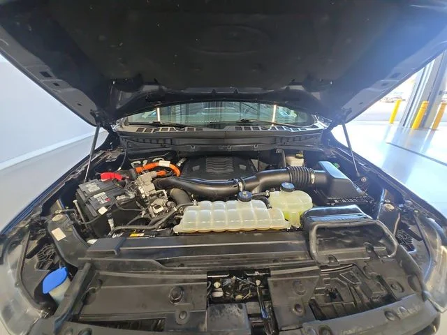 Certified Used 2022 Quartz Ford Platinum image 24