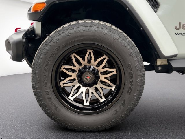 Used 2022 White Jeep Unlimited Rubicon image 12