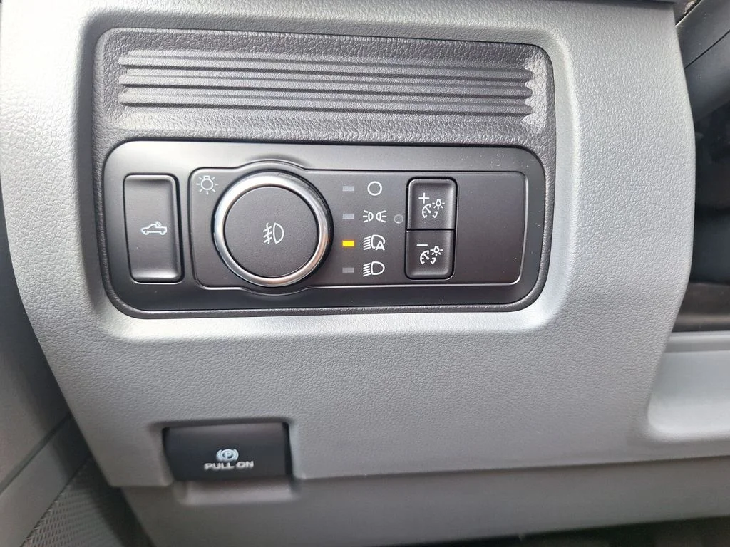 New 2026 Carbonized Gray Metallic Ford F-250® XL image 14