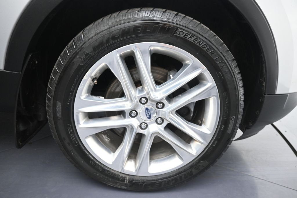 Used 2017 Ingot Silver Ford XLT image 34