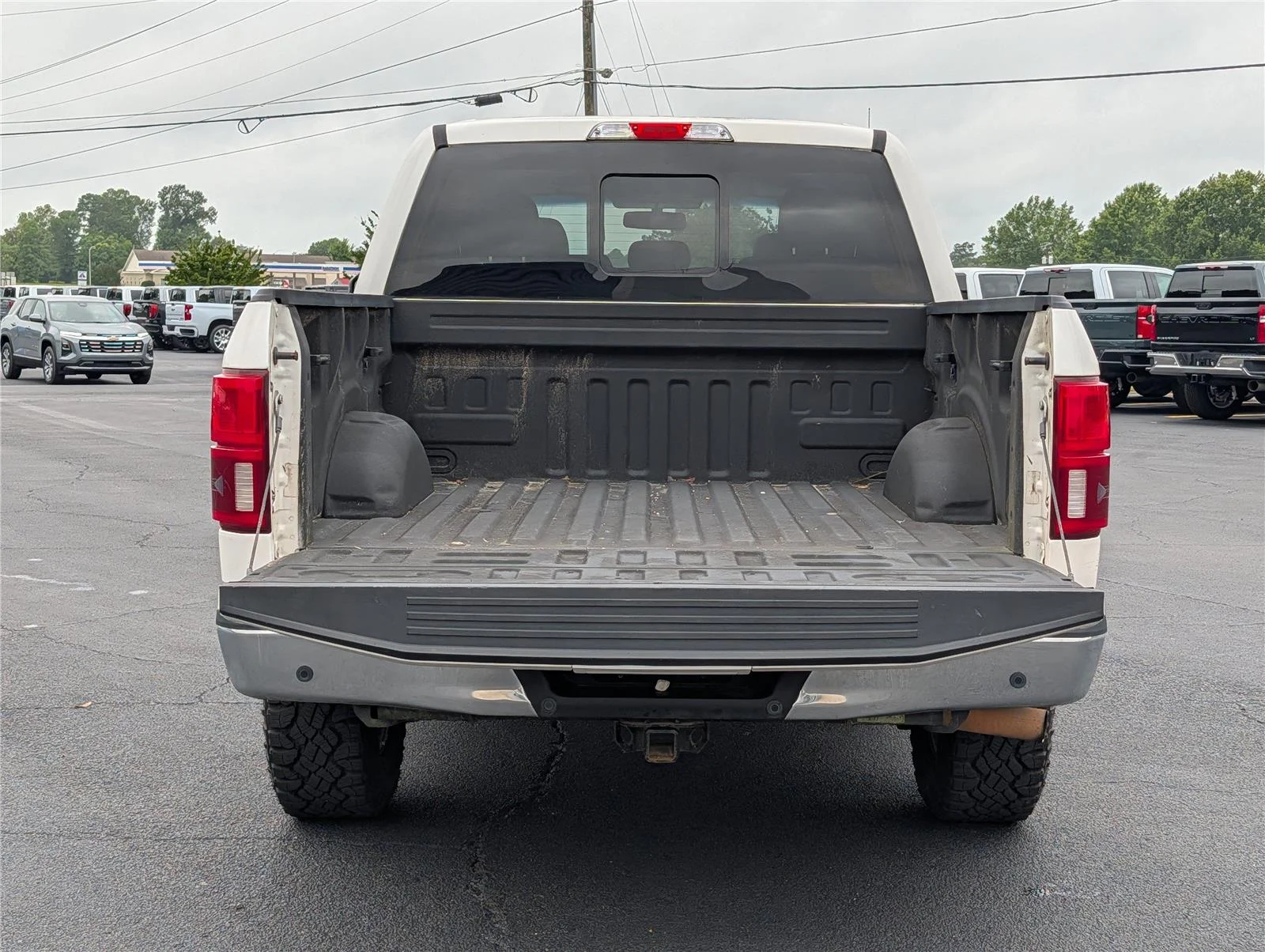 Used 2018 White Platinum Metallic Tri-Coat Ford King-Ranch SuperCrew 5.5-ft. 2WD image 5