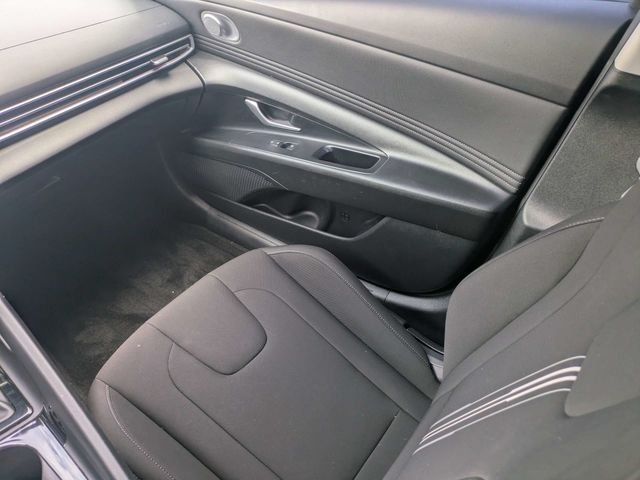 Used 2024 Gray Hyundai SEL image 16