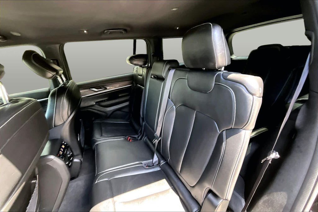 Used 2024 Black Jeep Limited image 21
