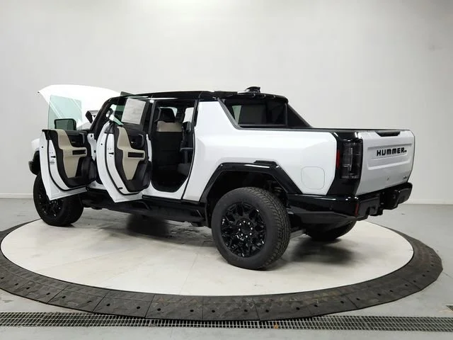 2026 GMC HUMMER EV 2X - Photo 13