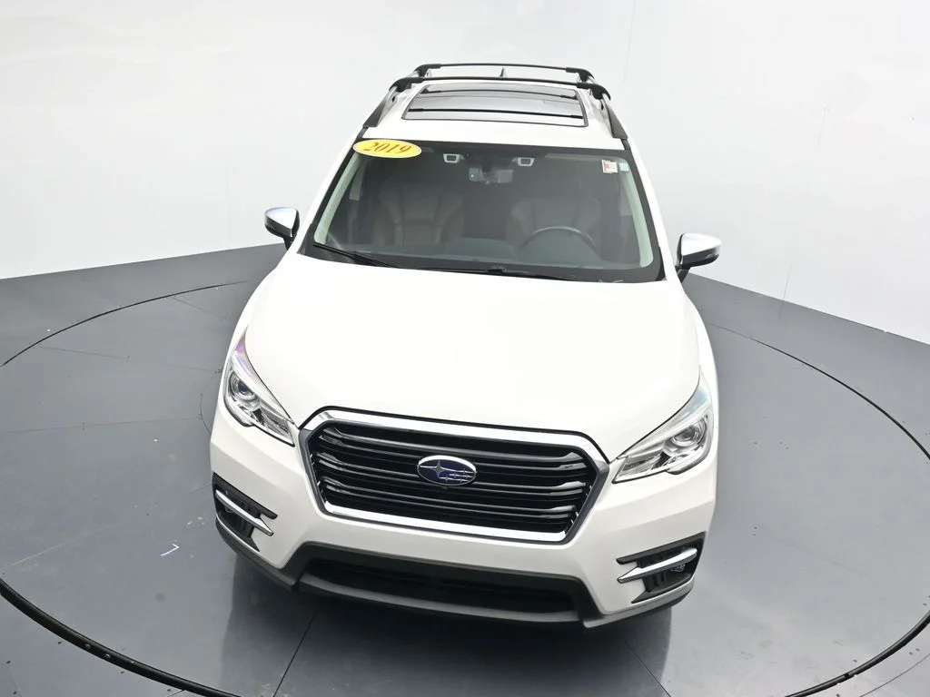Used 2019 White Subaru Touring image 24