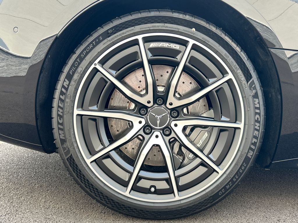 New 2027 Obsidian Black Metallic Mercedes-Benz AMG® SL 43 Roadster image 33