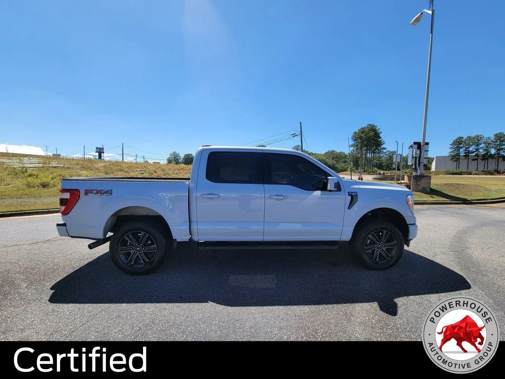 Used 2022 White Ford Lariat image 8
