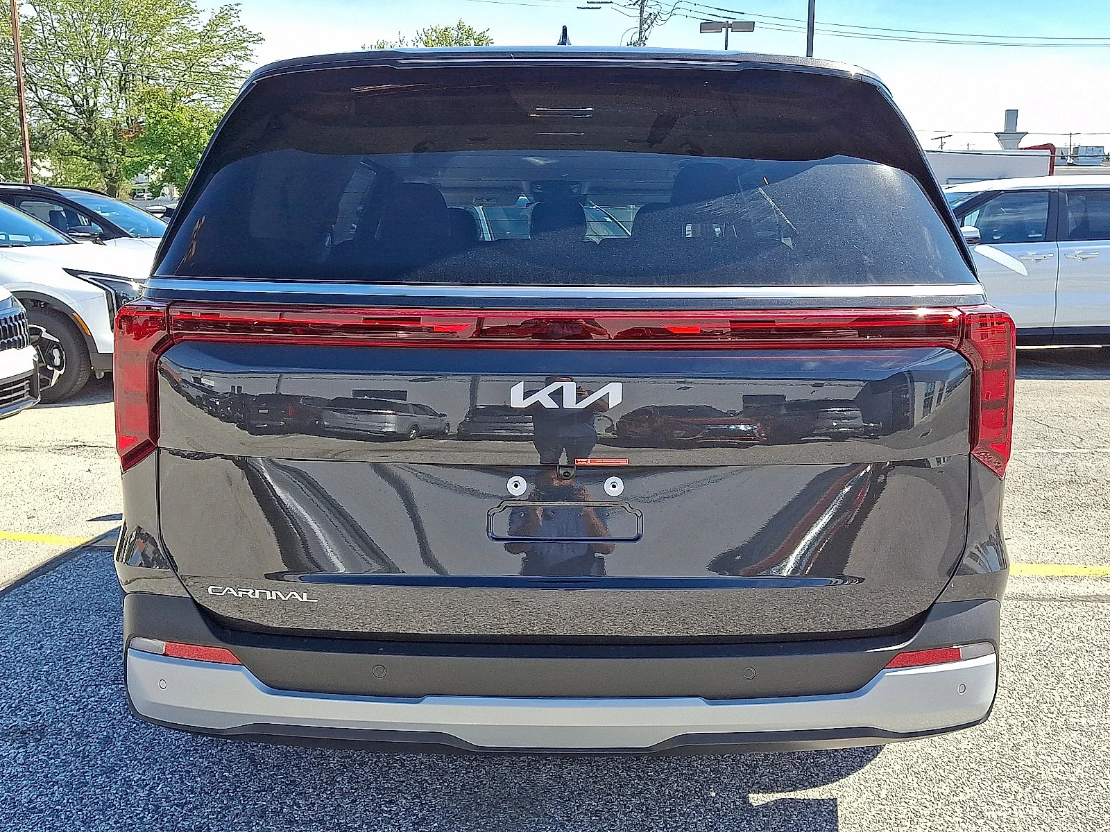 New 2027 Gray Kia LXS image 6