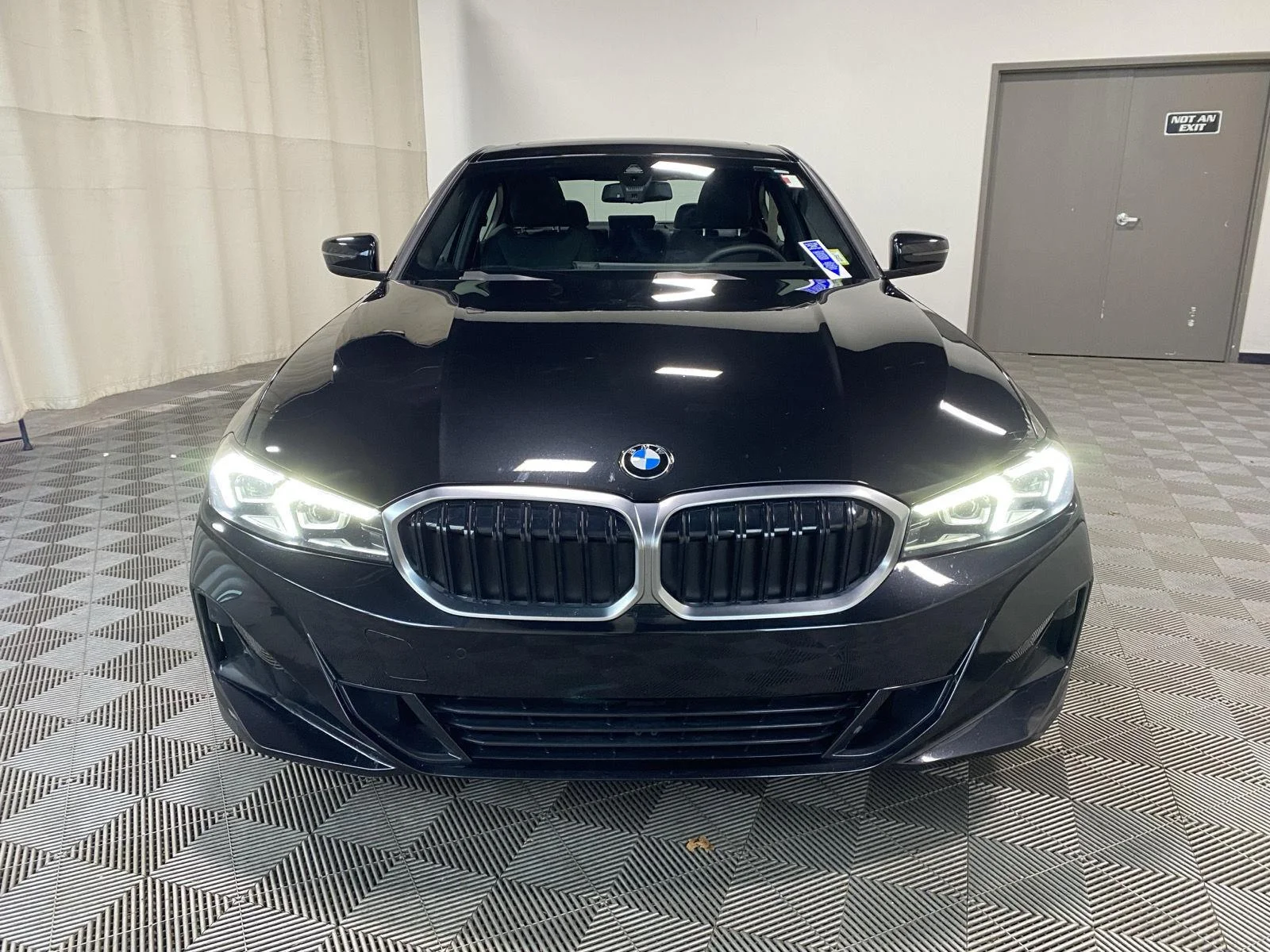 Used 2025 Black Sapphire Metallic BMW 330i xDrive image 5