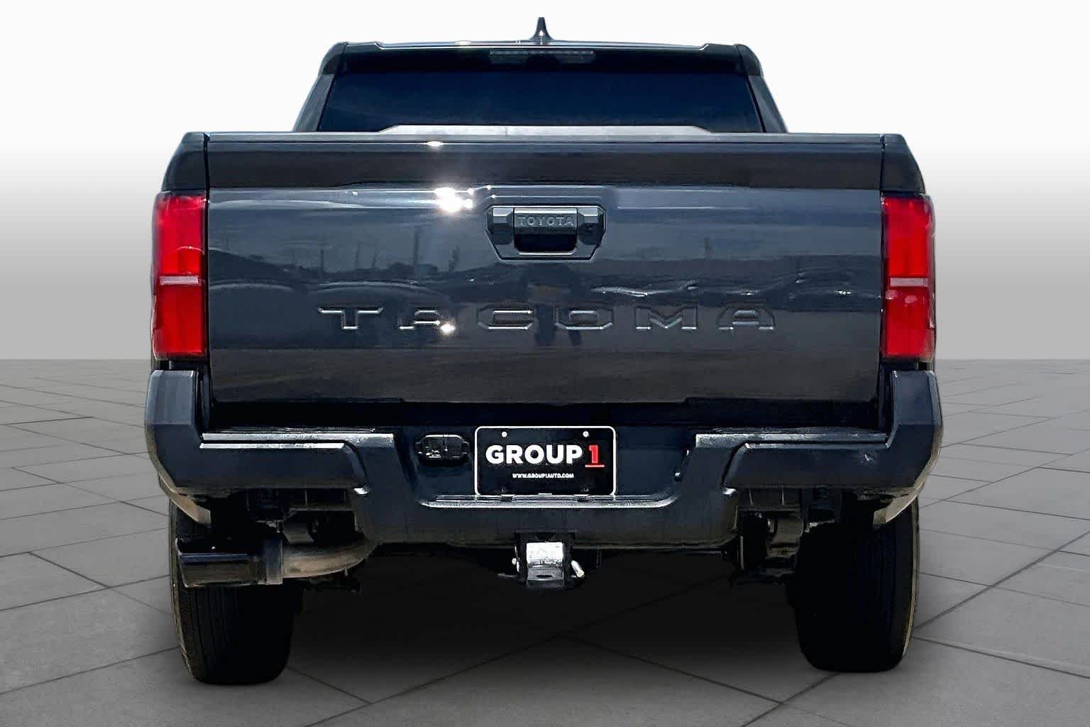 Used 2025 Underground Toyota SR image 5