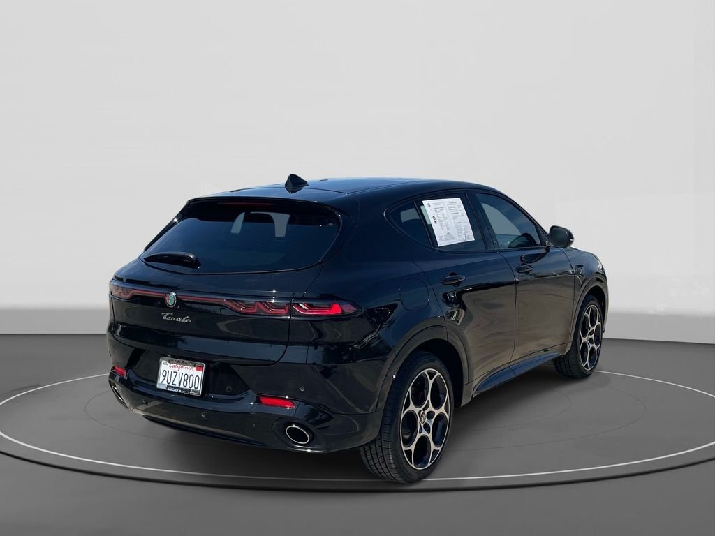 Used 2025 Black Alfa Romeo Base image 4