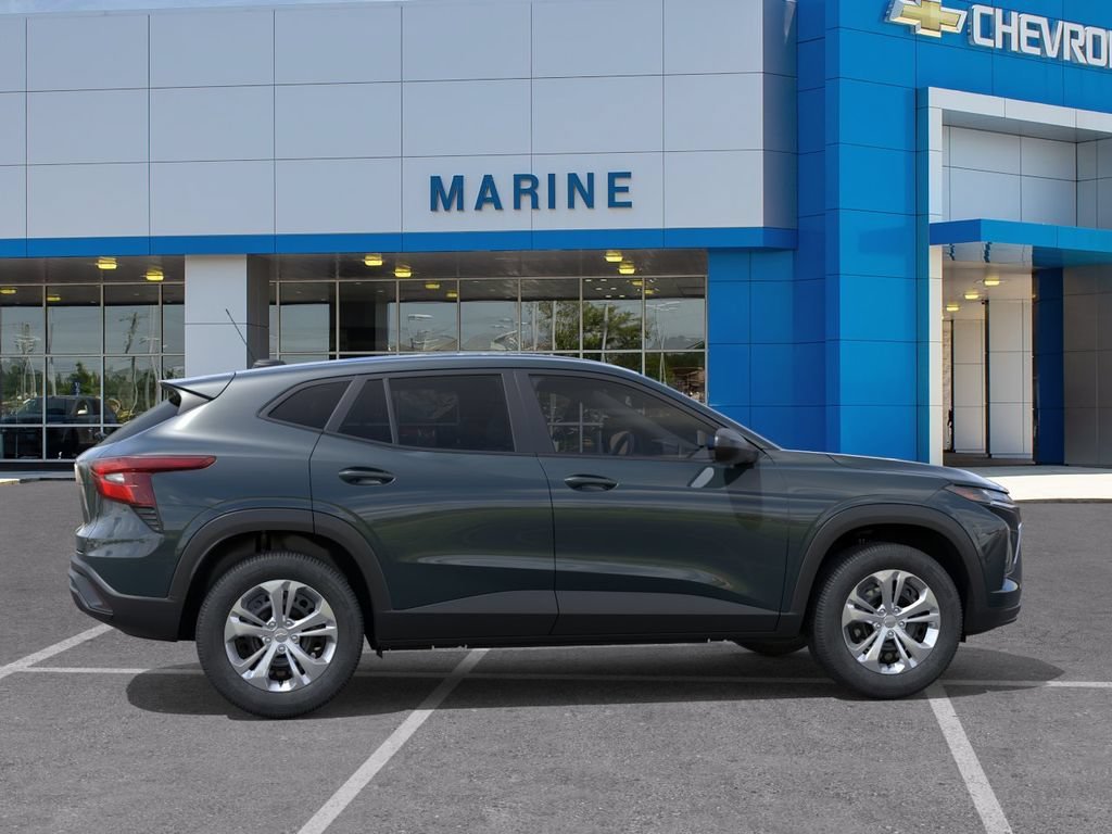 2026 Chevrolet Trax LS - Photo 5