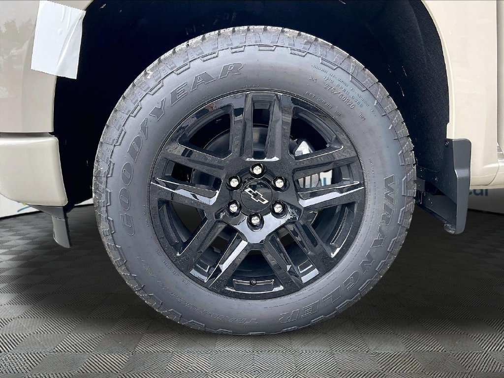 2026 Chevrolet Silverado 1500 Custom - Photo 8