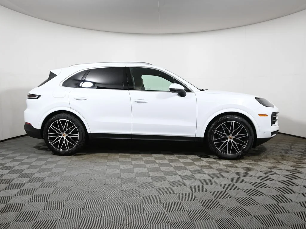 2026 Porsche Cayenne Base - Photo 8