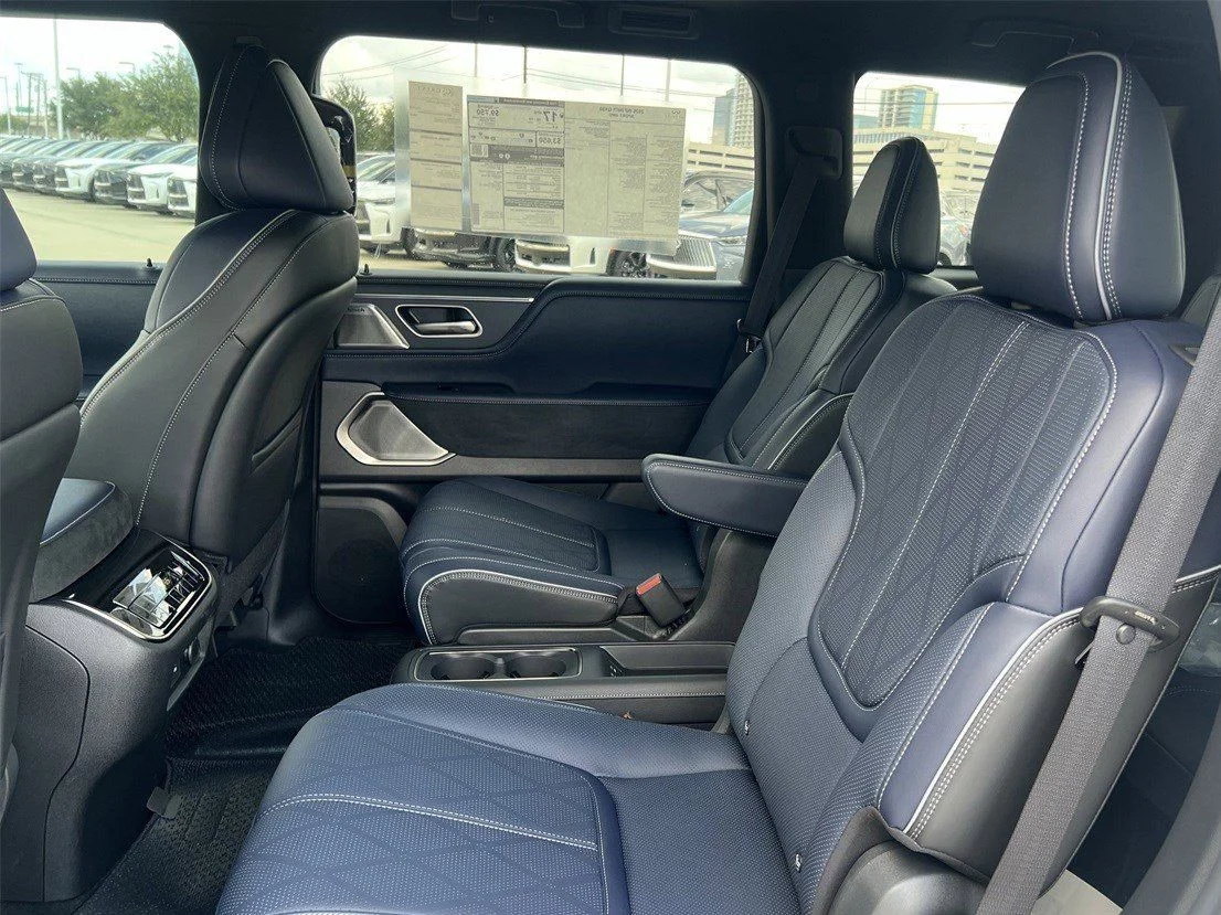 New 2026 RADIANT WHITE INFINITI Sport 4WD image 27